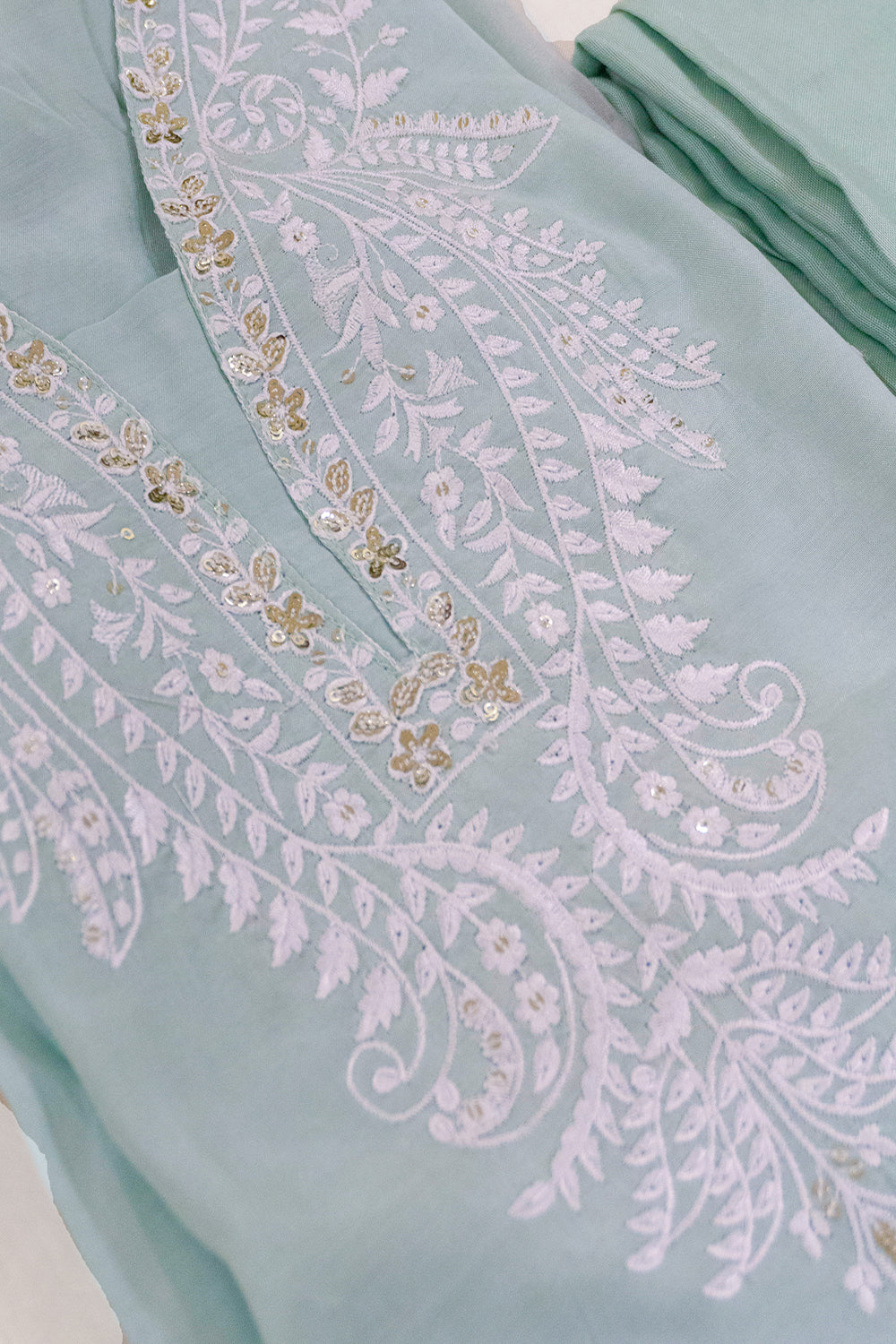 Powder Green Pure Muslin Cotton Kurta With Organza Dupatta And Bottoms