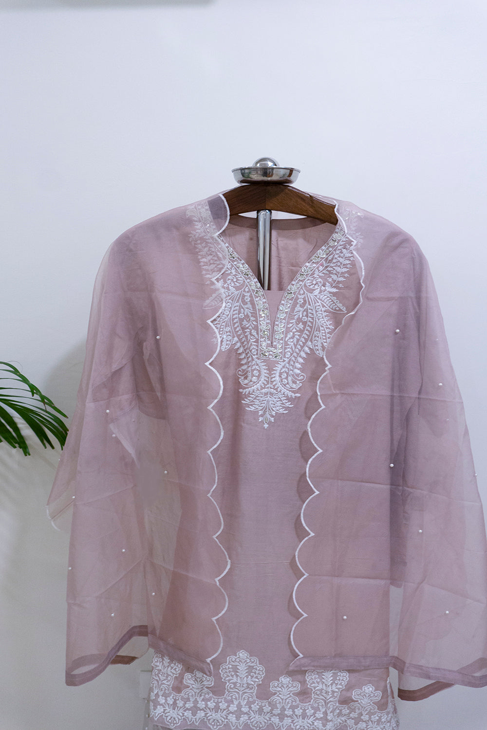 Powder Pink Pure Muslin Cotton Kurta With Organza Dupatta And Bottoms